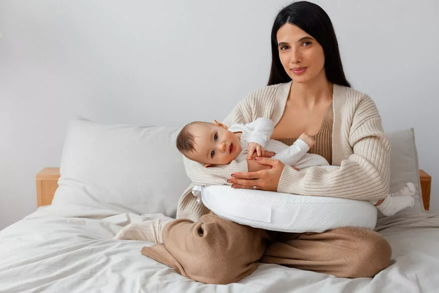 newborn feeding pillow