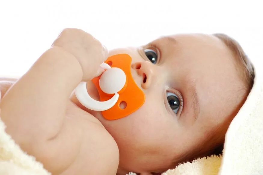 cons of pacifiers