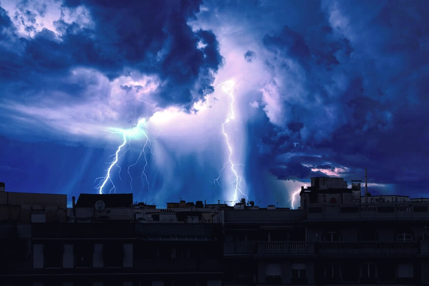 safety precautions against lightning