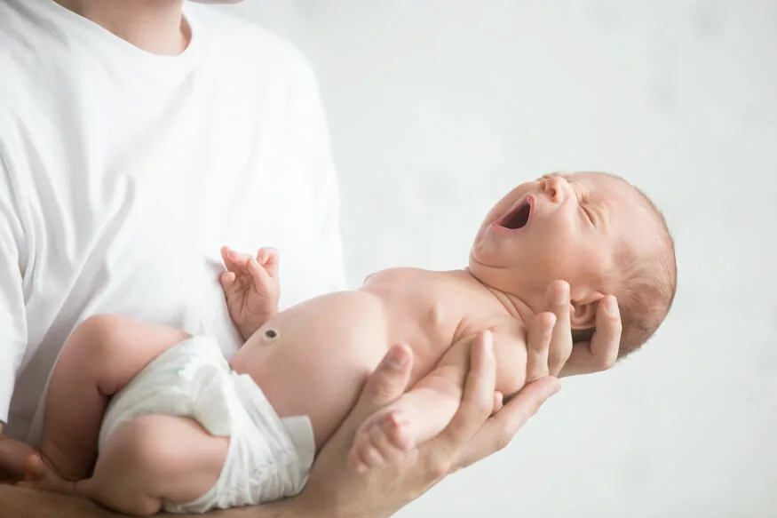 symptoms of colic in babies